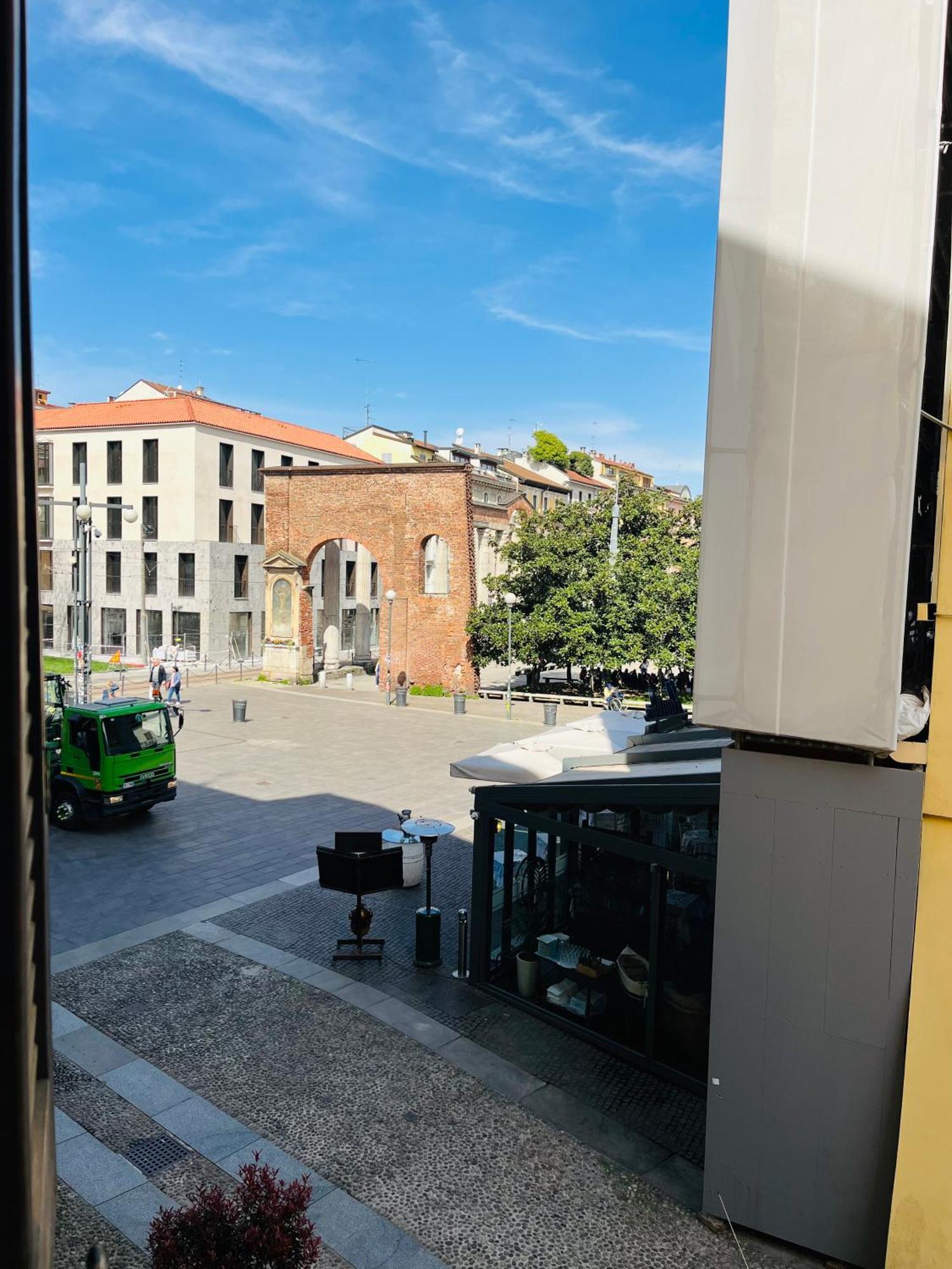 San Lorenzo Apartment Milano Eksteriør billede